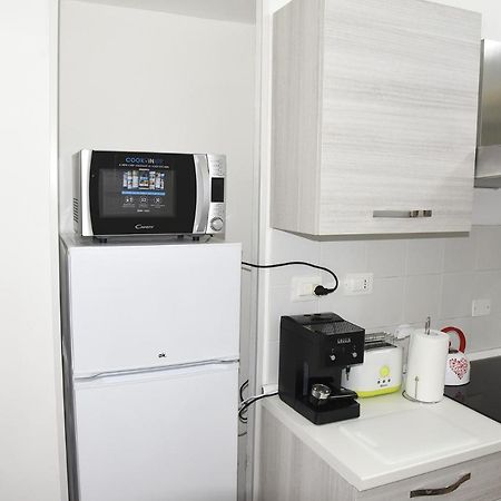Katiuscia'S Little Corner Apartment La Spezia Bagian luar foto