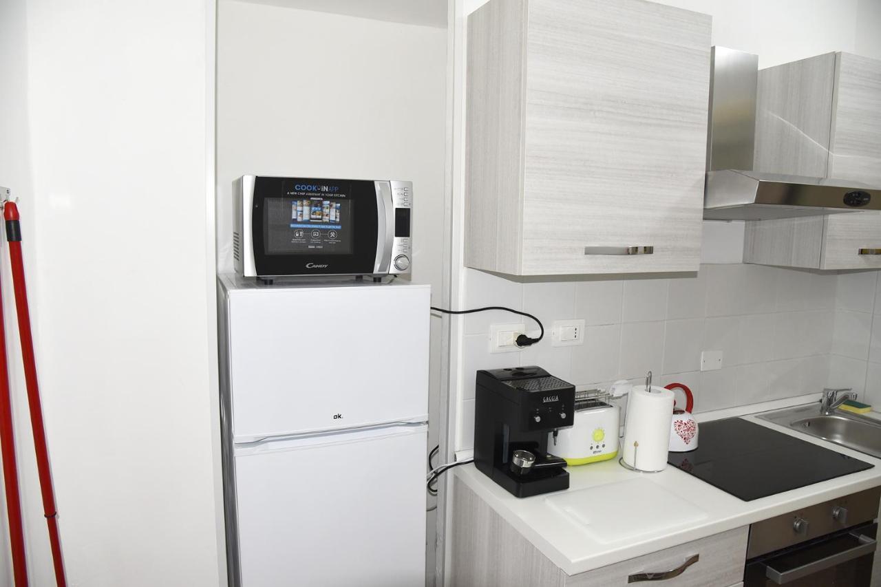 Katiuscia'S Little Corner Apartment La Spezia Bagian luar foto