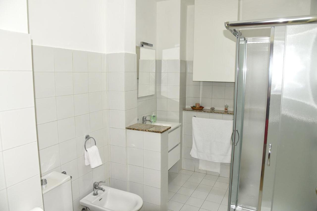 Katiuscia'S Little Corner Apartment La Spezia Bagian luar foto
