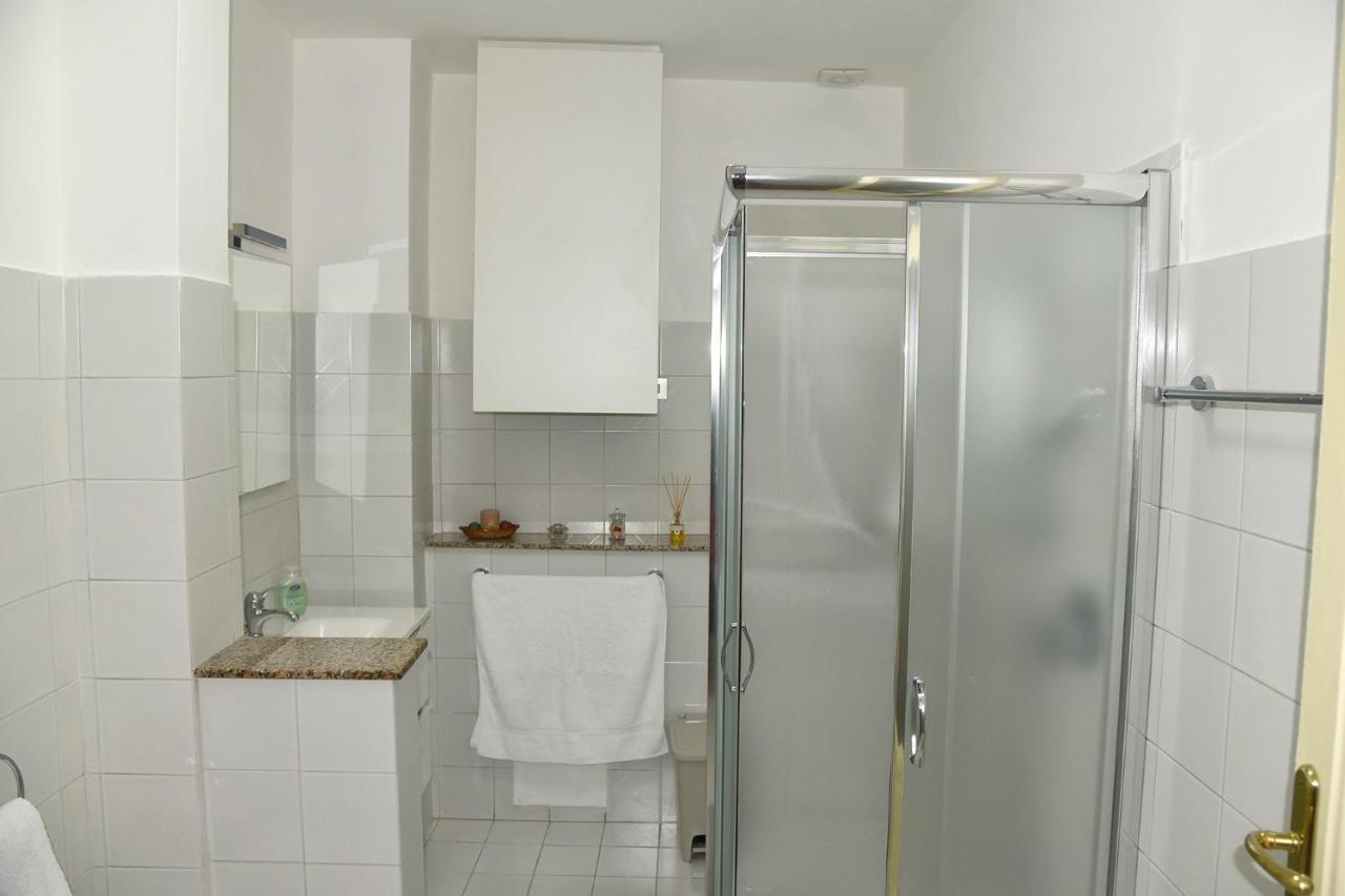 Katiuscia'S Little Corner Apartment La Spezia Bagian luar foto